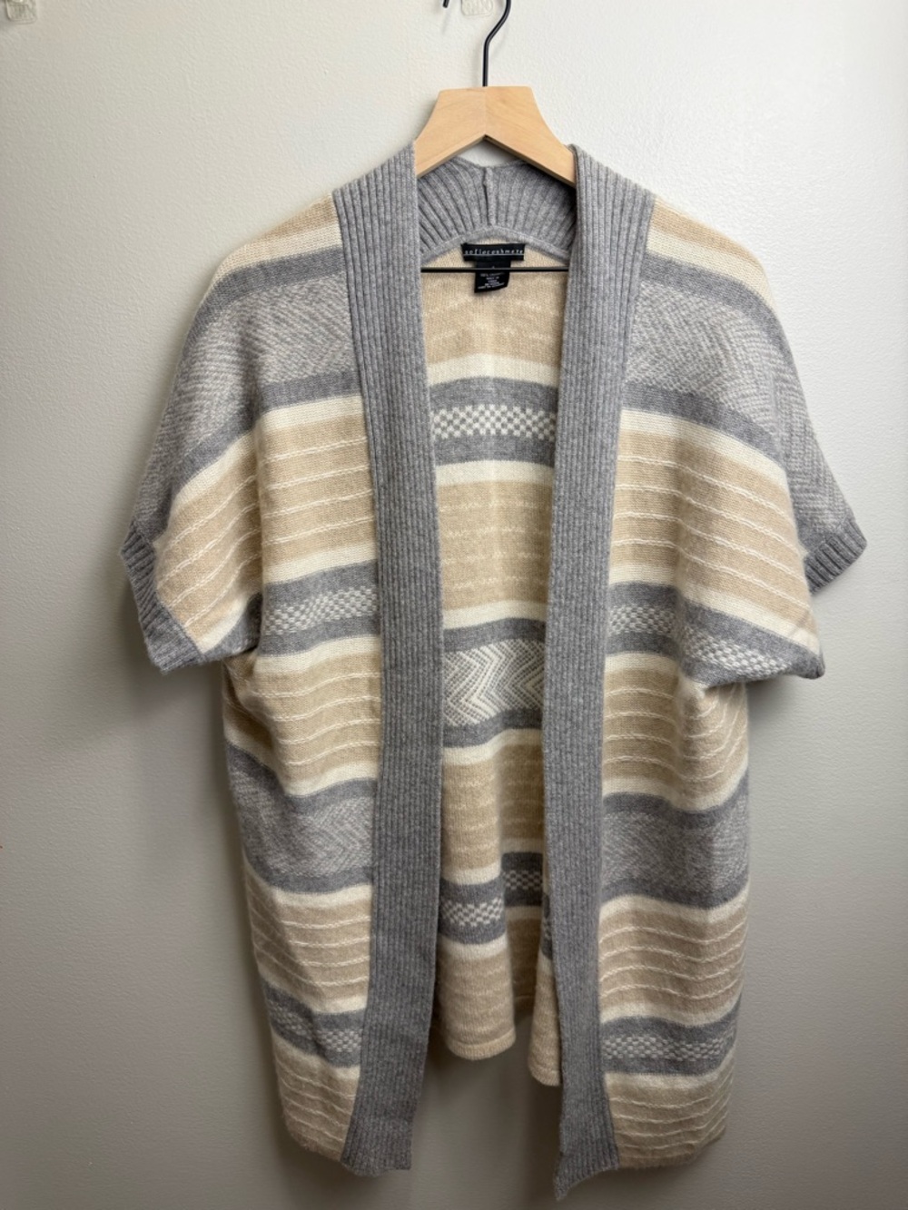 Sofia Cashmere Striped Short-Sleeve Open Cardigan in Gray & Cream 100% Cashmere